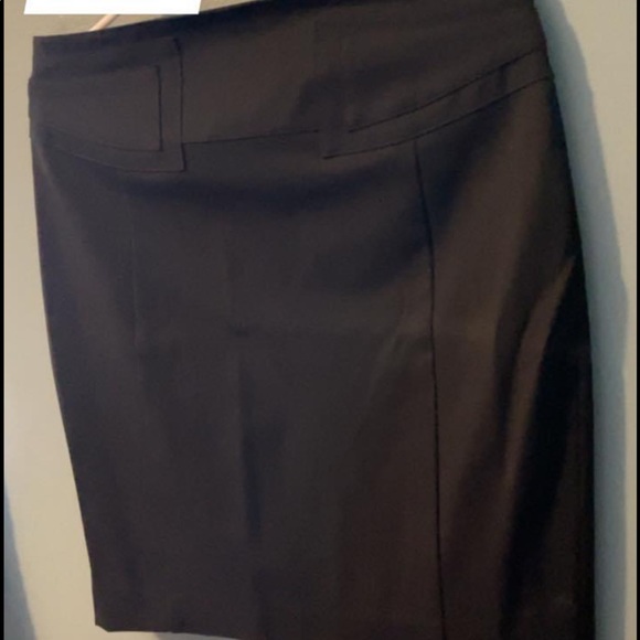 EXPRESS skirt
Size 10 - Picture 1 of 2